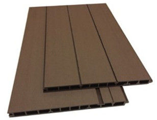 Custom Backyard Outdoor WPC Wall Panel Decking ISO14001 Certificated