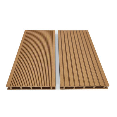 Anti Fade Anti UV Wood Plastic Composite WPC Decking