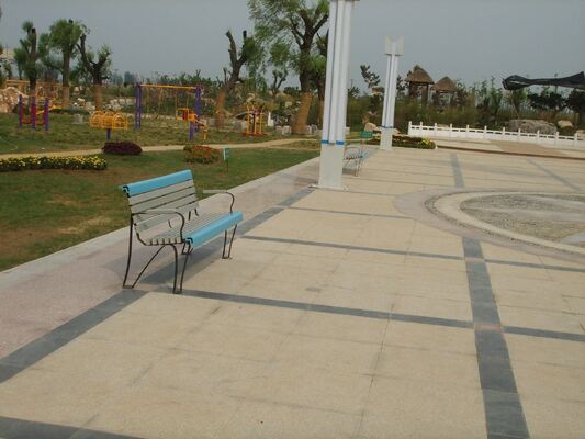 Υπαίθριο πάρκο έξω από το δημόσιο αίθριο του κήπου WPC Ξύλινα πηχάκια Πάγκος καθιστικού χωρίς πλάτη